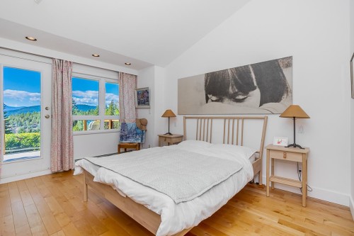 6245 Nelson Avenue, West Vancouver, BC 