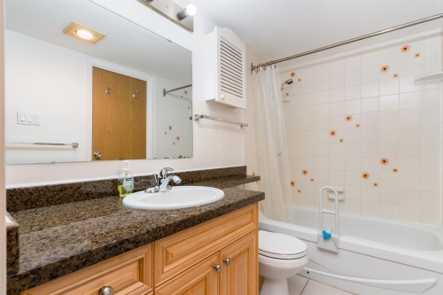 1402-7275 Salisbury Avenue, Burnaby, BC 