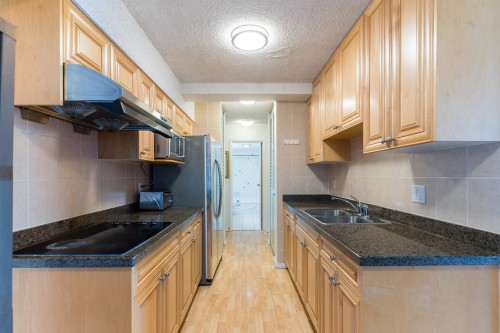 1402-7275 Salisbury Avenue, Burnaby, BC 