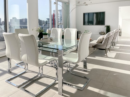 3703-689 Abbott Street, Vancouver, BC 