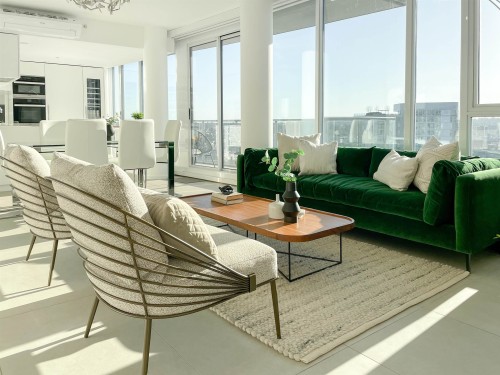 3703-689 Abbott Street, Vancouver, BC 