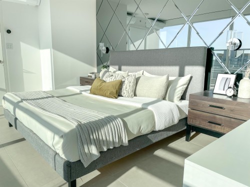 3703-689 Abbott Street, Vancouver, BC 