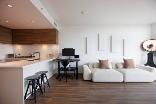 2506-7303 Noble Lane  Burnaby, BC V3N 0H2