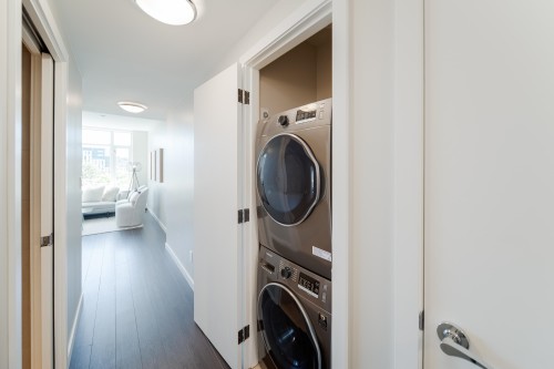 902-138 1St Avenue W, Vancouver, BC 