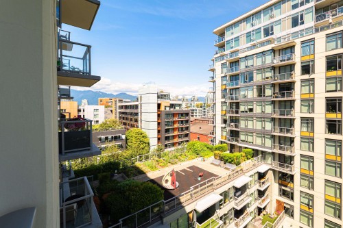 902-138 1St Avenue W, Vancouver, BC 