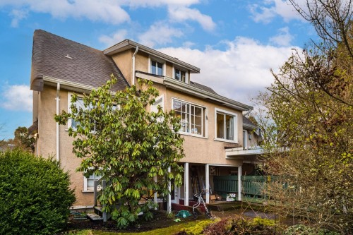 475 27Th Avenue W, Vancouver, BC 