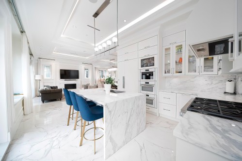 6338 Elm Street, Vancouver, BC 