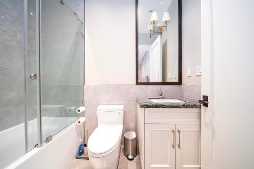 6338 Elm Street, Vancouver, BC 