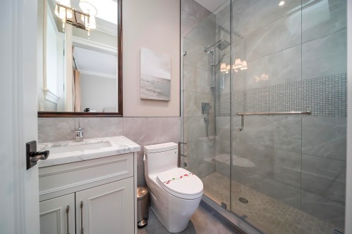 6338 Elm Street, Vancouver, BC 