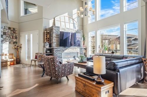 1412 Strawline Hill Street, Coquitlam, BC 