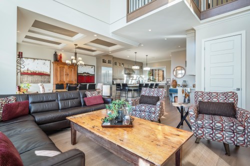 1412 Strawline Hill Street, Coquitlam, BC 