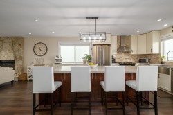 459 Cariboo Crescent  Coquitlam, BC V3C 4X6