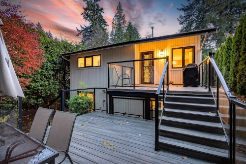 1614 Lynn Valley Road, North Vancouver, BC 