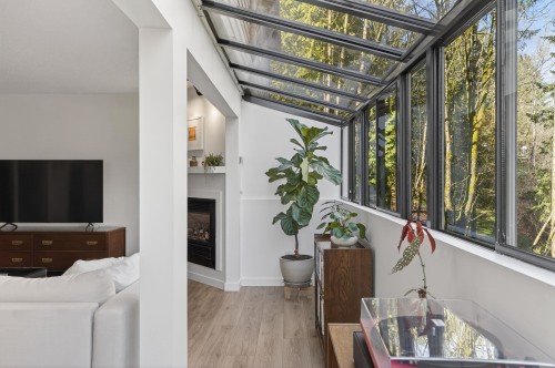 526 Cardiff Way, Port Moody, BC 