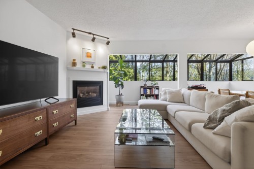 526 Cardiff Way, Port Moody, BC 