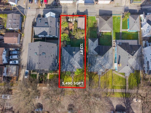 1937 2Nd Avenue E, Vancouver, BC 