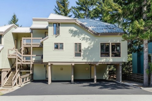 18-6125 Eagle Drive  Whistler, BC V8E 0W3