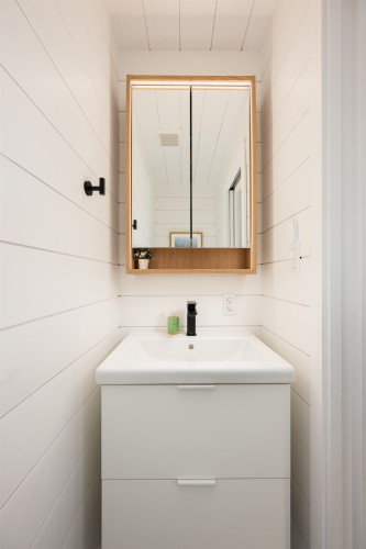 1231 Cloverley Street, North Vancouver, BC 