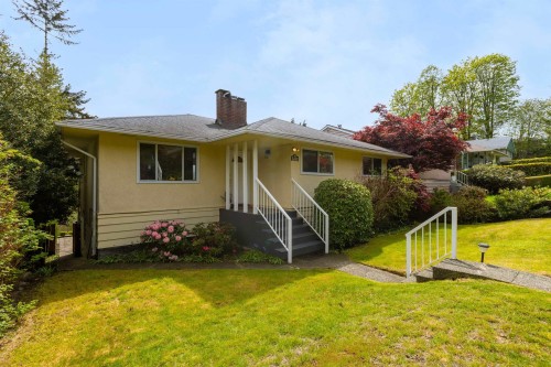 1231 Cloverley Street, North Vancouver, BC 