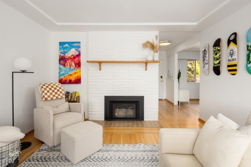 1231 Cloverley Street, North Vancouver, BC 