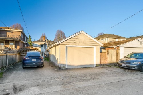 1032 49Th Avenue E, Vancouver, BC 