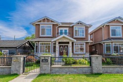 3968 Spruce Street  Burnaby, BC V5G 1Y1