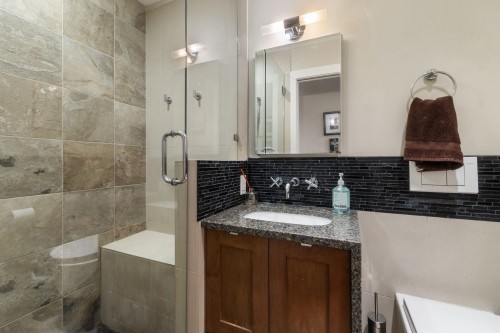 4529 Jerome Place, North Vancouver, BC 