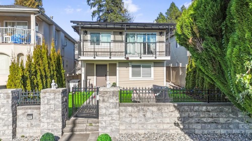 510 25th  W Street  North Vancouver, BC V7N 2G3