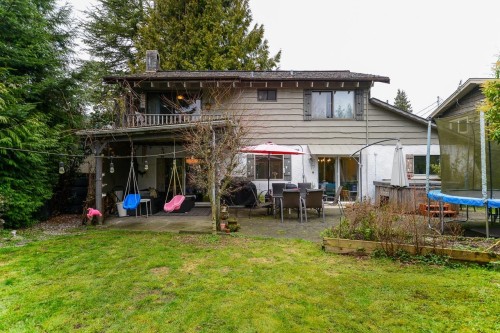 1733 Ross Road, North Vancouver, BC 