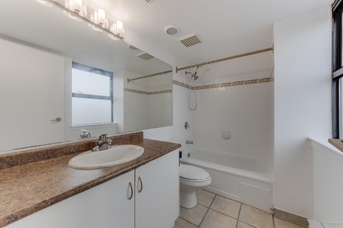 506-6611 Cooney Road, Richmond, BC 