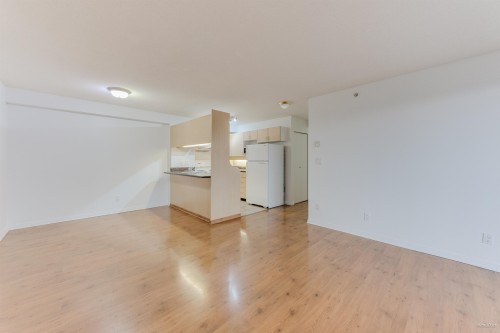 506-6611 Cooney Road, Richmond, BC 