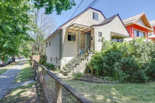 2305 Turner Street, Vancouver, BC 