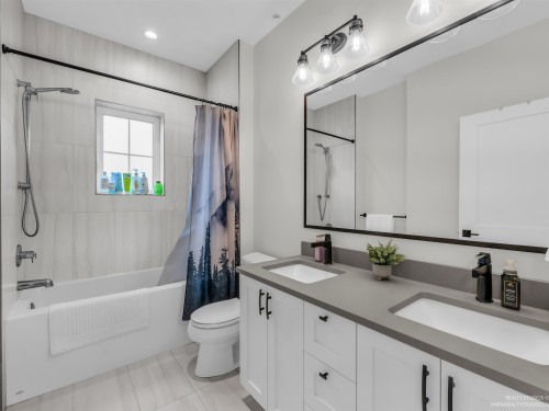 2177 20Th Avenue E, Vancouver, BC 