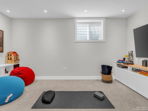 2177 20Th Avenue E, Vancouver, BC 