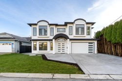 20290 Telep Avenue Avenue  Maple Ridge, BC V3Y 3Z3