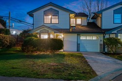 8-11580 Burnett Street  Maple Ridge, BC V2X 0Y1