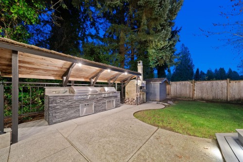 1261 Eldon Road, North Vancouver, BC 