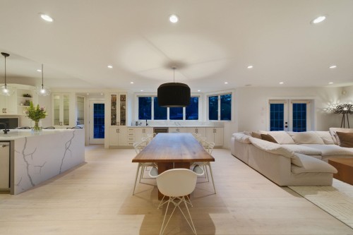 1261 Eldon Road, North Vancouver, BC 