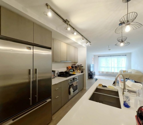 208-5555 Dunbar Street, Vancouver, BC 