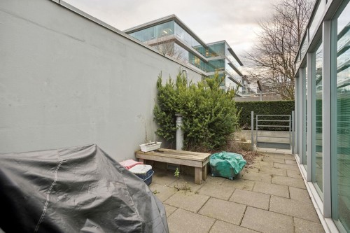 205-522 8Th Avenue, Vancouver, BC 