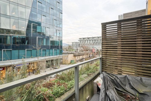 205-522 8Th Avenue, Vancouver, BC 