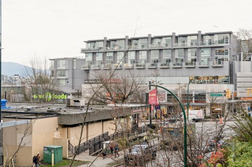 205-522 8Th Avenue, Vancouver, BC 