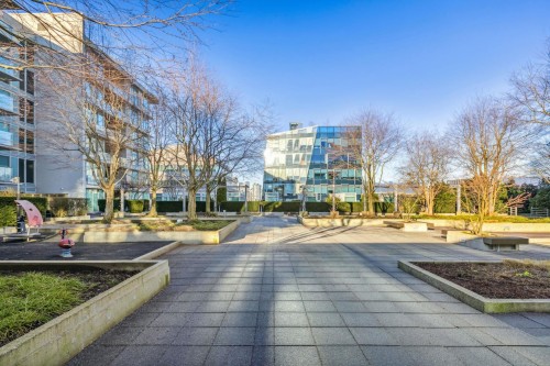 205-522 8Th Avenue, Vancouver, BC 