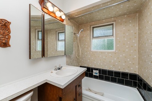 614 Chapman Avenue, Coquitlam, BC 