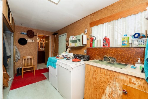 614 Chapman Avenue, Coquitlam, BC 