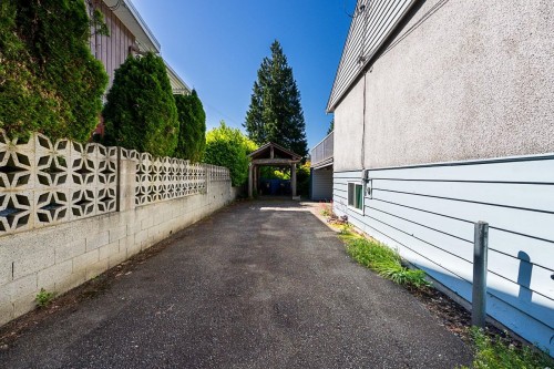 614 Chapman Avenue, Coquitlam, BC 