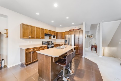 6 Alder Drive, Port Moody, BC 