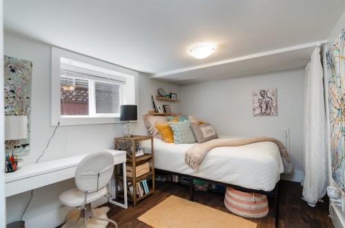 2808 6Th Avenue W, Vancouver, BC 