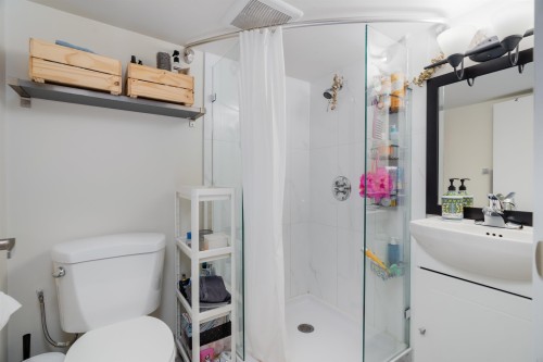 2808 6Th Avenue W, Vancouver, BC 