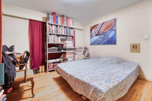 1124 Luxton Square, Coquitlam, BC 